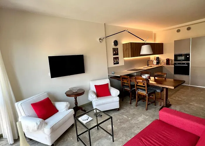 Avenue Rooms